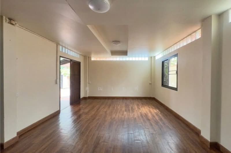 ถนนเทศบาลสงเคราะห์ ซอยเทศบาลรังสรรค์ใต้, Bangkok, เทศบาลสงเคราะห์, Lat Yao, Chatuchak, Bangkok, 6 Bedrooms, 300 sqm, Single Detached House For Sale, by คุณเอฟ, 500224260 - DDproperty.com