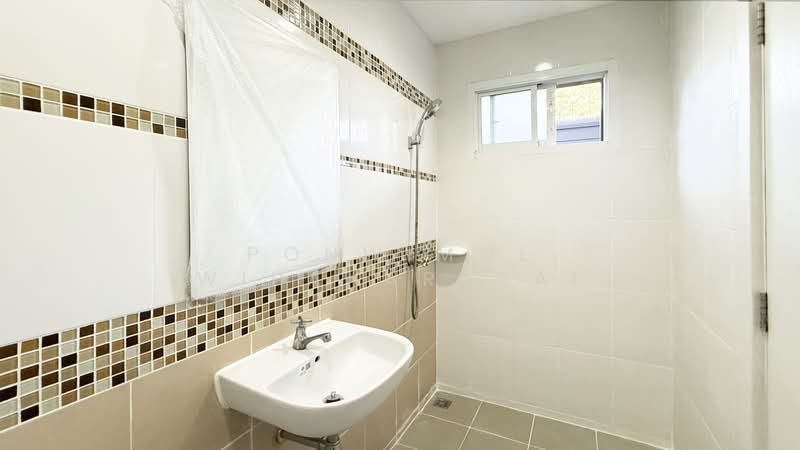 Villette Lite Pattanakarn, Bangkok, Soi Phatthanakan 38, Phatthanakan Road, Suan Luang, Bangkok, 3 Bedrooms, 125 sqm, Townhouse For Sale, by Ponwimol Wipanarapai, 500224297 - DDproperty.com