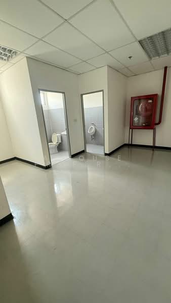 Warehouse for rent in Sriracha. Spacious area, great value., Chon Buri (Pattaya), Surasak, Si Racha, Chon Buri (Pattaya), , 1,500 sqm, Warehouse/Factory For Rent, by A House Property Co.,Ltd., 500224298 - DDproperty.com