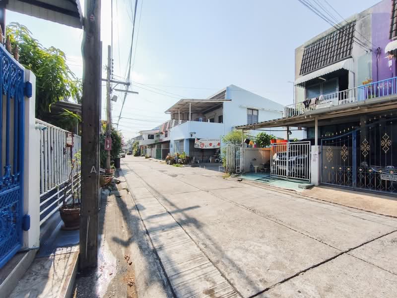 สินพัฒนา 4 : Sinphatthana 4, นนทบุรี, ตลาดขวัญ, เมืองนนทบุรี, นนทบุรี, 100 ตร.ม., ทาวน์เฮ้าส์ ขาย, โดย Ladda Suebthai, 500224341 - DDproperty.com