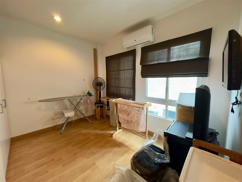 Baan Klang Muang Urbanion Kaset - Nawamin 2, Bangkok, Lat Pla Khao Road, Anusaowari, Bang Khen, Bangkok, 3 Bedrooms, 120 sqm, Townhouse For Sale, by คุณ ยุทธการ อินธิสอน (แบงค์), 500224348 - DDproperty.com