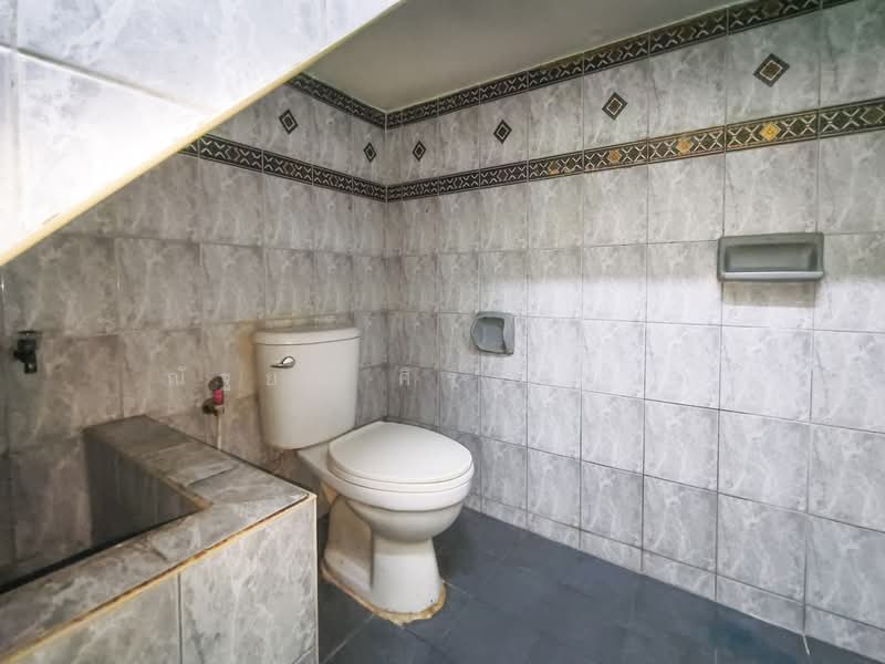 Sinphatthana 4, Nonthaburi, Talat Kwan, Muang Nonthaburi, Nonthaburi, 2 Bedrooms, 100 sqm, Townhouse For Sale, by ณัฐยา ศิริฐานนท์, 500224354 - DDproperty.com