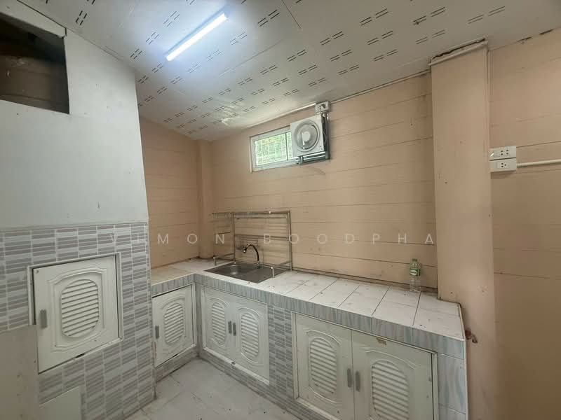 Pruksa Ville 44 Boromarajajonani-Pinklao : พฤกษาวิลล์ 44 บรมราชชนนี-ปิ่นเกล้า, นครปฐม, ถนน บรมราชชนนี, บางเตย, สามพราน, นครปฐม, 111 ตร.ม., ทาวน์เฮ้าส์ ขาย, โดย Vimon Boodpha, 500224360 - DDproperty.com