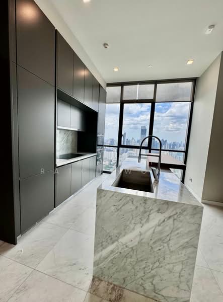 The Monument Thonglor, Bangkok, 998 Thonglor Road, Khlong Tan Nua, Watthana, Bangkok, 3 Bedrooms, 253 sqm, Condo For Rent, by Sarawut Ratchawong, 500224370 - DDproperty.com