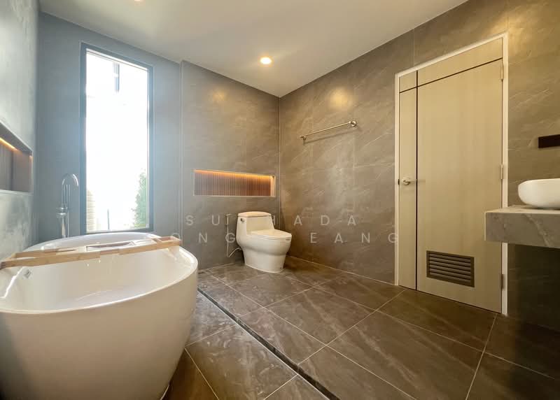 Land and House Chalong, Phuket, Chalong, Muang Phuket, Phuket, 4 Bedrooms, 200 sqm, Single Detached House For Sale, by Suchada Songmueang, 500224408 - DDproperty.com