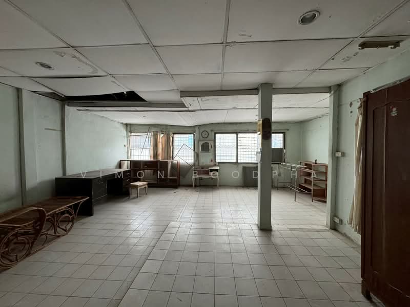 หมู่บ้านสังสิทธิ์ โชคชัย4, กรุงเทพ, ลาดพร้าว, ลาดพร้าว, กรุงเทพ, 100 ตร.ม., บ้านเดี่ยว ขาย, โดย Vimon Boodpha, 500224414 - DDproperty.com