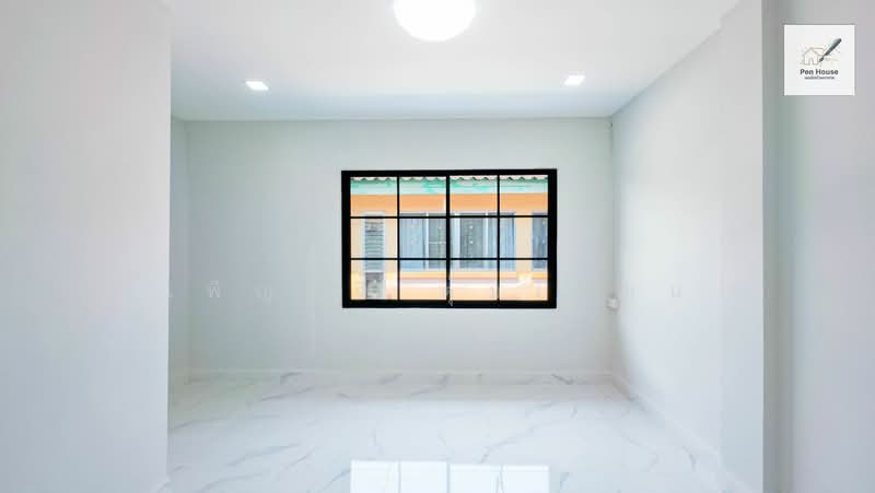 Poonsinh Thani 3, Bangkok, Rat Phatthana Road, Khlong Song Ton Nun, Lat Krabang, Bangkok, 2 Bedrooms, 17 sqm, Townhouse For Sale, by เพ็ญศิริ ตุ้มเทียน, 500224461 - DDproperty.com