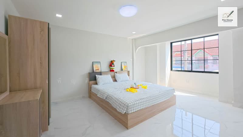 Poonsinh Thani 3, Bangkok, Rat Phatthana Road, Khlong Song Ton Nun, Lat Krabang, Bangkok, 2 Bedrooms, 17 sqm, Townhouse For Sale, by เพ็ญศิริ ตุ้มเทียน, 500224461 - DDproperty.com