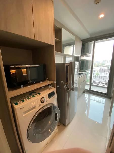 Sari by Sansiri, Bangkok, 36 Sukhumvit Road, Bang Chak, Phra Khanong, Bangkok, 1 Bedroom, 35 sqm, Condo For Sale, by Sarawut Ratchawong, 500224479 - DDproperty.com