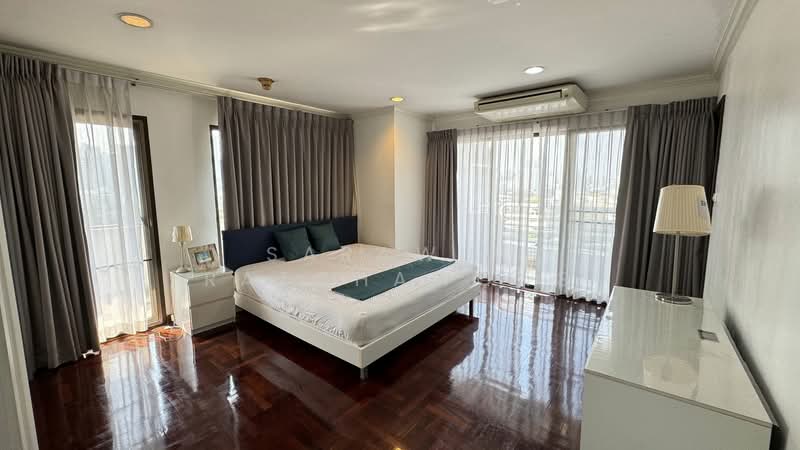 Richmond Palace, Bangkok, Soi Sukhumvit 43 Sukhumvit Road, Khlong Tan Nua, Watthana, Bangkok, 3 Bedrooms, 164 sqm, Condo For Rent, by Sarawut Ratchawong, 500224509 - DDproperty.com