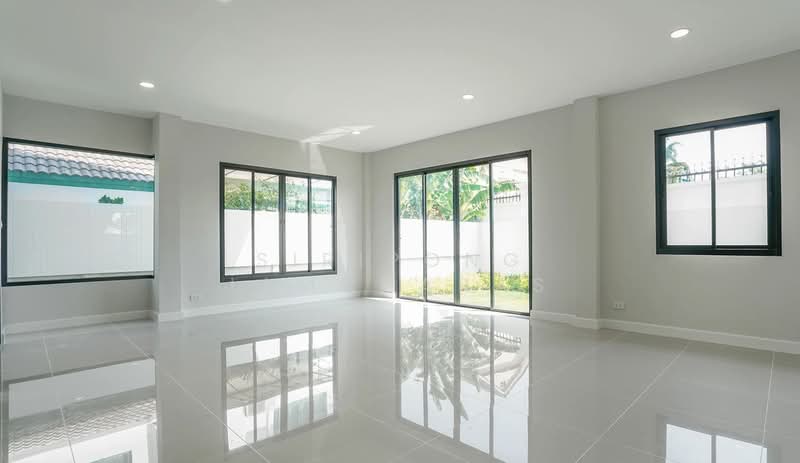 ลัดดารมย์ ปิ่นเกล้า, Nonthaburi, Bang Khu Wiang, Bang Kruai, Nonthaburi, 4 Bedrooms, 234 sqm, Single Detached House For Sale, by Siripong Iamcharas, 500224523 - DDproperty.com