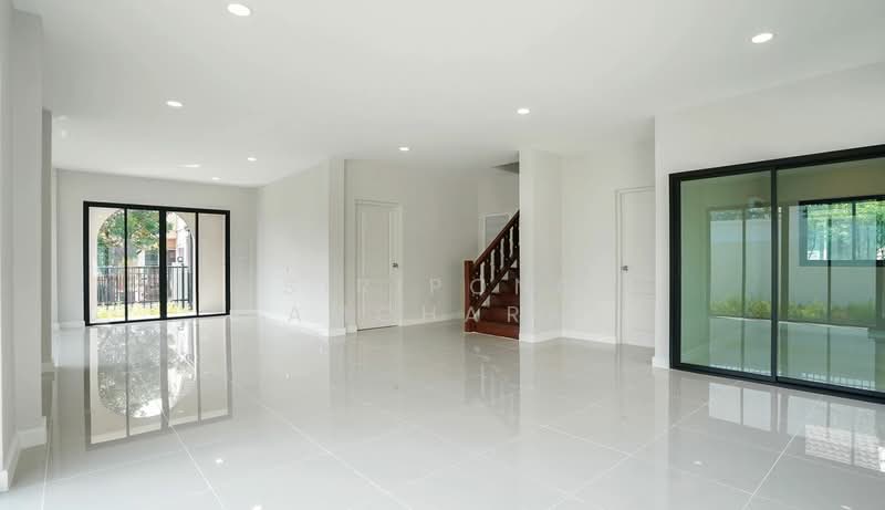 ลัดดารมย์ ปิ่นเกล้า, Nonthaburi, Bang Khu Wiang, Bang Kruai, Nonthaburi, 4 Bedrooms, 234 sqm, Single Detached House For Sale, by Siripong Iamcharas, 500224523 - DDproperty.com