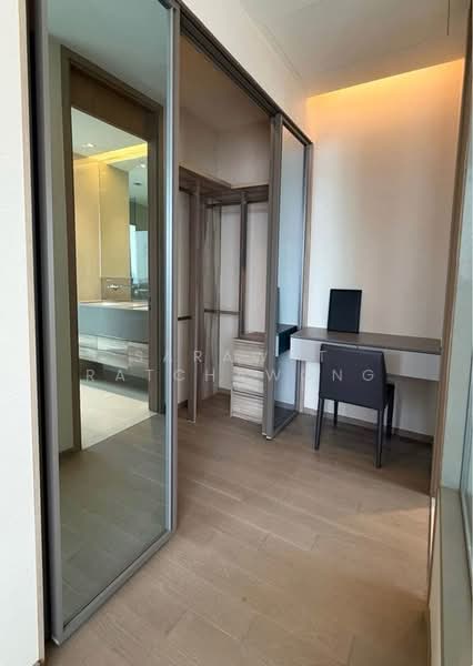 The Esse Asoke, Bangkok, 333 Soi Sukhumvit 21, Sukhumvit Road, Khlongtoei Nua, Watthana, Bangkok, 2 Bedrooms, 74 sqm, Condo For Rent, by Sarawut Ratchawong, 500224530 - DDproperty.com