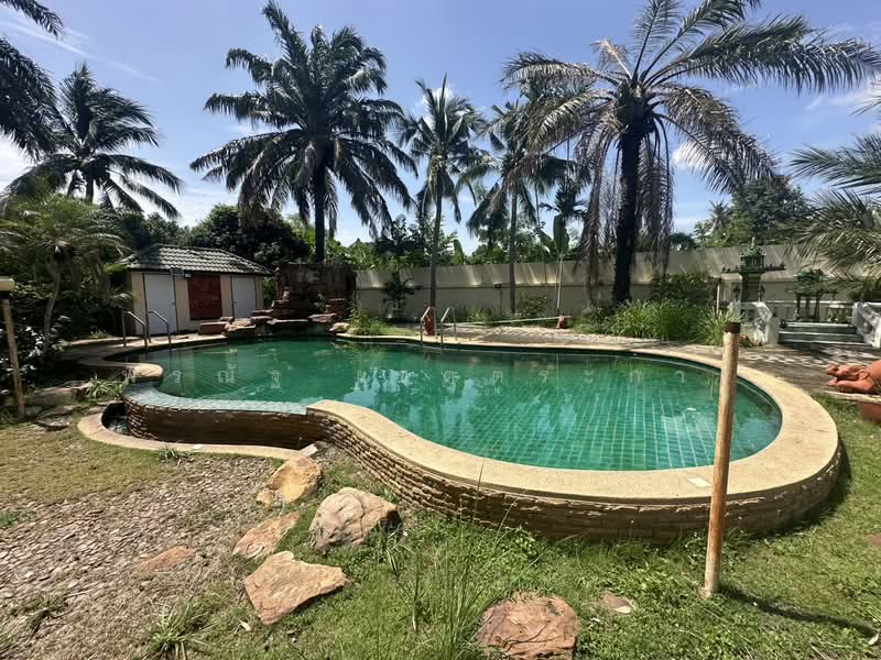 Luxury pool villas in Pattaya, Chon Buri (Pattaya), Nong Pru, Bang Lamung (Pattaya), Chon Buri (Pattaya), 4 Bedrooms, 2,752 sqm, Single Detached House For Sale, by พีรณัฐ เขตตระการ, 500224531 - DDproperty.com