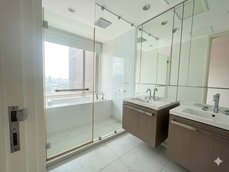 185 Rajadamri, Bangkok, 185 Rajadamri Road, Lumphini, Pathum Wan, Bangkok, 2 Bedrooms, 163 sqm, Condo For Sale, by Thitirat Puapaiboon, 500224536 - DDproperty.com