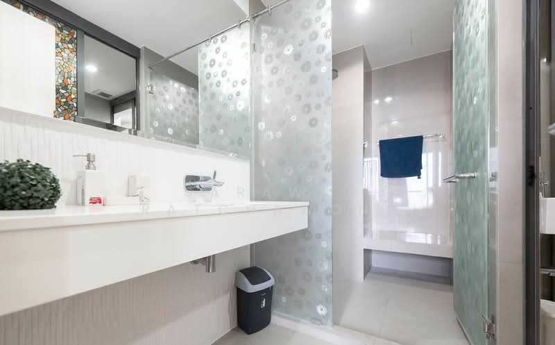 Rhythm Sukhumvit 42, Bangkok, Soi Sukhumvit 42, Sukhumvit Road, Phra Kanong, Khlong Toei, Bangkok, 1 Bedroom, 45 sqm, Condo For Rent, by Sarawut Ratchawong, 500224543 - DDproperty.com