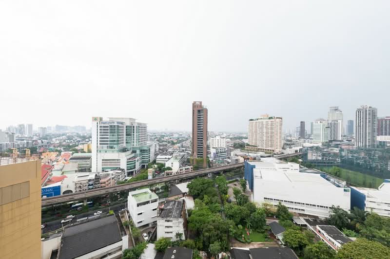 Rhythm Sukhumvit 42, Bangkok, Soi Sukhumvit 42, Sukhumvit Road, Phra Kanong, Khlong Toei, Bangkok, 1 Bedroom, 45 sqm, Condo For Rent, by Sarawut Ratchawong, 500224543 - DDproperty.com