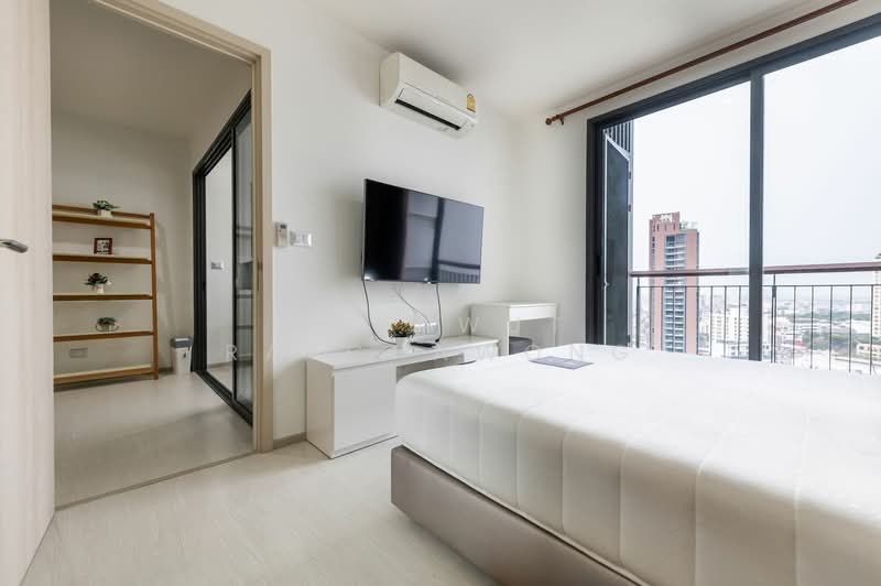 Rhythm Sukhumvit 42, Bangkok, Soi Sukhumvit 42, Sukhumvit Road, Phra Kanong, Khlong Toei, Bangkok, 1 Bedroom, 45 sqm, Condo For Rent, by Sarawut Ratchawong, 500224543 - DDproperty.com