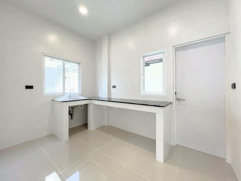 Bangkok Boulevard Sathorn-Pinklao, Nonthaburi, 89 Ratchaphruek Road, Mahasawat, Bang Kruai, Nonthaburi, 4 Bedrooms, 225 sqm, Single Detached House For Sale, by Chantat Raoprachong, 500224576 - DDproperty.com