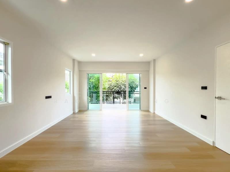 Bangkok Boulevard Sathorn-Pinklao, Nonthaburi, 89 Ratchaphruek Road, Mahasawat, Bang Kruai, Nonthaburi, 4 Bedrooms, 225 sqm, Single Detached House For Sale, by Chantat Raoprachong, 500224576 - DDproperty.com