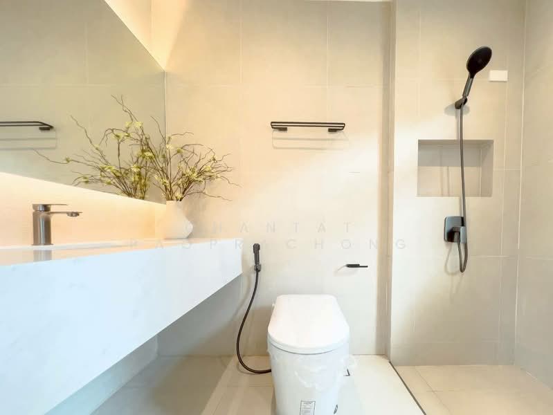 Bangkok Boulevard Sathorn-Pinklao, Nonthaburi, 89 Ratchaphruek Road, Mahasawat, Bang Kruai, Nonthaburi, 4 Bedrooms, 225 sqm, Single Detached House For Sale, by Chantat Raoprachong, 500224576 - DDproperty.com