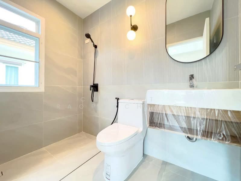 Bangkok Boulevard Sathorn-Pinklao, Nonthaburi, 89 Ratchaphruek Road, Mahasawat, Bang Kruai, Nonthaburi, 4 Bedrooms, 225 sqm, Single Detached House For Sale, by Chantat Raoprachong, 500224576 - DDproperty.com