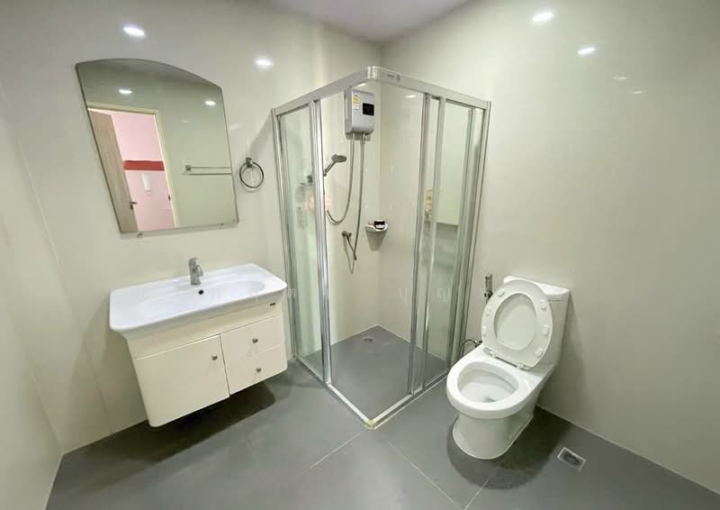 The Story Ratchaphruk, Nonthaburi, Bang Kruai-Sai Noi Road, Bang Krang, Muang Nonthaburi, Nonthaburi, 3 Bedrooms, 210 sqm, Townhouse For Sale, by กรกฤตย์ บุญสระ, 500224594 - DDproperty.com