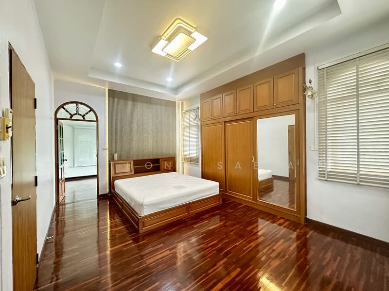 Newly renovated detached home Soi Ladprao 93, Wang Thonglang 67 sq.wa 4 Beds 3 Baths, Bangkok, ลาดพร้าว 93, Khlong Chaokhun Sing, Wang Thonglang, Bangkok, 4 Bedrooms, 366 sqm, Single Detached House For Rent, by Sirithong Saetang, 500224596 - DDproperty.com