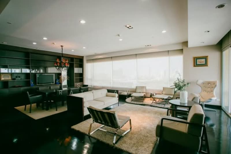Wilshire Condominium, Bangkok, 80 Soi Sukhimvit 22, Khlong Toei, Khlong Toei, Bangkok, 3 Bedrooms, 368 sqm, Condo For Sale, by Sarawut Ratchawong, 500224633 - DDproperty.com