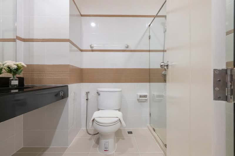 Le Rich @ Rama 3 (Sathorn-Sathu), Bangkok, 557 Condo Le Rich, Chong Nonsi, Yan Nawa, Bangkok, 2 Bedrooms, 79 sqm, Condo For Sale, by Sarawut Ratchawong, 500224651 - DDproperty.com