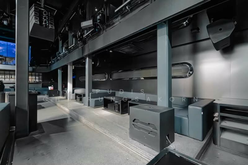 Ekkamai | 3-Storey Pub / Bar for Lease Takeover, Bangkok, Phra Kanong Nua, Watthana, Bangkok, , 2,100 sqm, Shophouse For Rent, by Pudis Chitrungsakorn, 500224683 - DDproperty.com