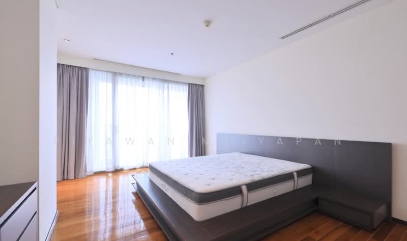 The Lakes, Bangkok, 123 Ratchadaphisek Road, Khlong Toei, Khlong Toei, Bangkok, 3 Bedrooms, 210 sqm, Condo For Rent, by Piyawan Maiyapan, 500224689 - DDproperty.com