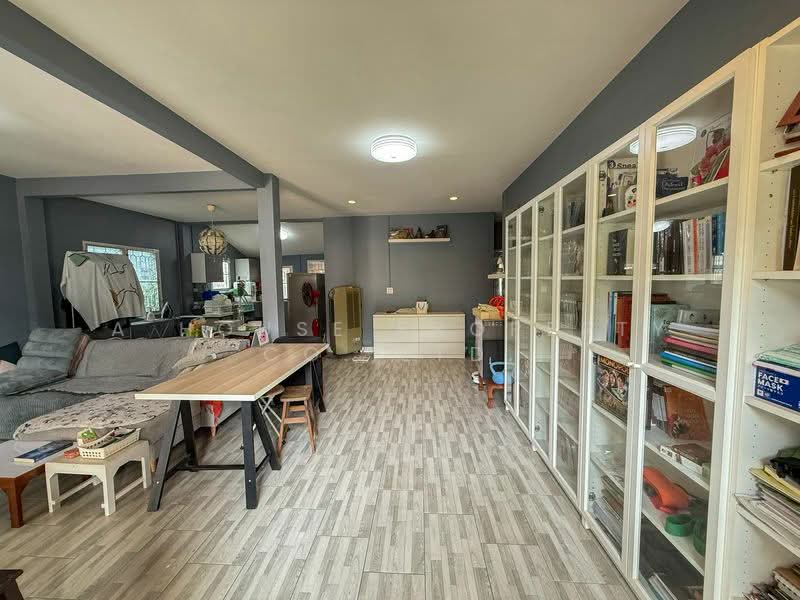 บ้านสวยศรีราชา รีโนเวทใหม่เอี่ยม ทำเลดี เข้าอยู่ได้เลย, ชลบุรี, สุรศักดิ์, ศรีราชา, ชลบุรี, 220 ตร.ม., บ้านเดี่ยว ขาย, โดย A House Property Co.,Ltd., 500224696 - DDproperty.com