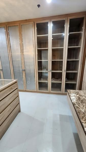 Villa Asoke, Bangkok, 1588 New Petchburi Road, Makkasan, Ratchathewi, Bangkok, 3 Bedrooms, 150 sqm, Condo For Rent, by Hathaichanok Saenset, 500224704 - DDproperty.com