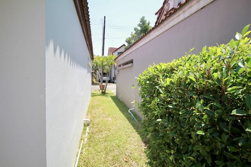 For Sale Fully Renovated 2-Storey Detached House, 64 sq.wah, 4 Bedrooms, Pineary Park Beach Suan Son, Rayong, Klaeng, Muang Rayong, Rayong, 4 Bedrooms, 316 sqm, Single Detached House For Sale, by สุเทพ พสุวณิชย์กุล, 500224716 - DDproperty.com