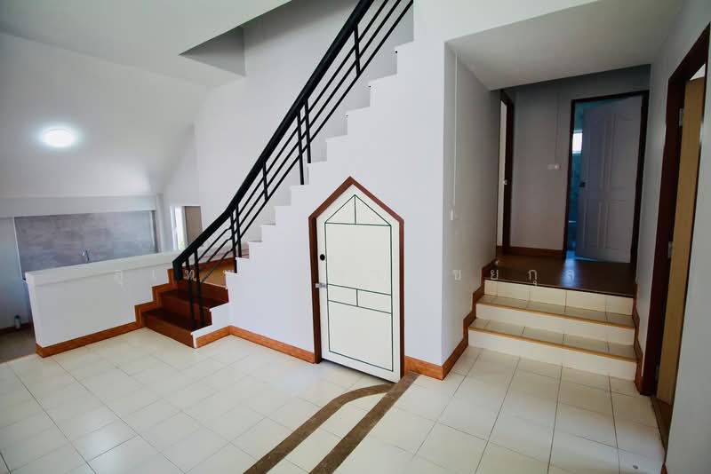 For Sale Fully Renovated 2-Storey Detached House, 64 sq.wah, 4 Bedrooms, Pineary Park Beach Suan Son, Rayong, Klaeng, Muang Rayong, Rayong, 4 Bedrooms, 316 sqm, Single Detached House For Sale, by สุเทพ พสุวณิชย์กุล, 500224716 - DDproperty.com