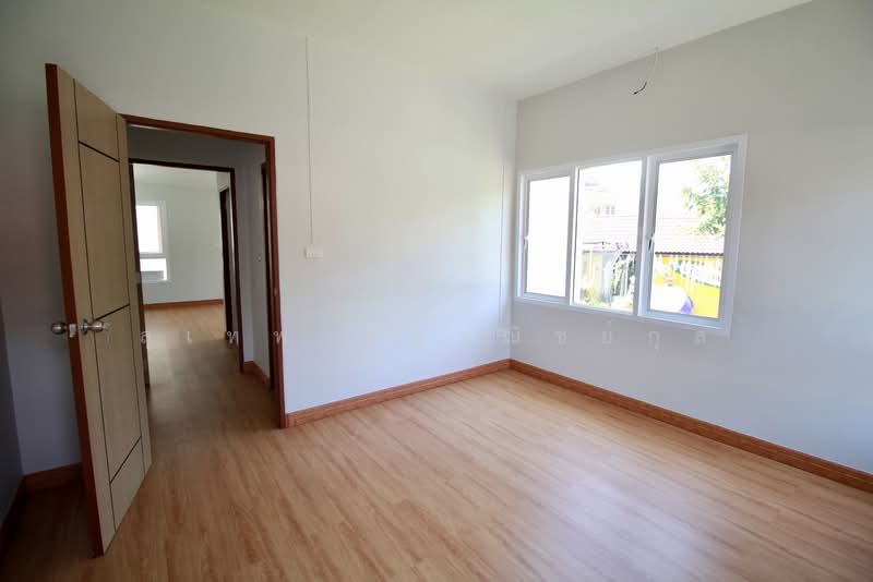 For Sale Fully Renovated 2-Storey Detached House, 64 sq.wah, 4 Bedrooms, Pineary Park Beach Suan Son, Rayong, Klaeng, Muang Rayong, Rayong, 4 Bedrooms, 316 sqm, Single Detached House For Sale, by สุเทพ พสุวณิชย์กุล, 500224716 - DDproperty.com