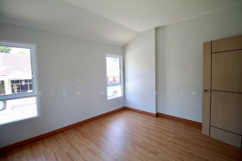 ขายบ้านเดี่ยว 2 ชั้น 64 ตร.วา 4 ห้องนอน รีโนเวทใหม่ทั้งหลัง โครงการไพน์เนอรี่พาร์คบีช ติดหาดสวนสน, ระยอง, แกลง, เมืองระยอง, ระยอง, 316 ตร.ม., บ้านเดี่ยว ขาย, โดย สุเทพ พสุวณิชย์กุล, 500224716 - DDproperty.com