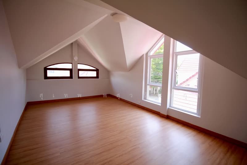 For Sale Fully Renovated 2-Storey Detached House, 64 sq.wah, 4 Bedrooms, Pineary Park Beach Suan Son, Rayong, Klaeng, Muang Rayong, Rayong, 4 Bedrooms, 316 sqm, Single Detached House For Sale, by สุเทพ พสุวณิชย์กุล, 500224716 - DDproperty.com