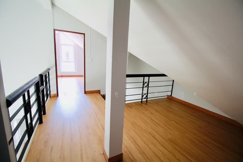 For Sale Fully Renovated 2-Storey Detached House, 64 sq.wah, 4 Bedrooms, Pineary Park Beach Suan Son, Rayong, Klaeng, Muang Rayong, Rayong, 4 Bedrooms, 316 sqm, Single Detached House For Sale, by สุเทพ พสุวณิชย์กุล, 500224716 - DDproperty.com