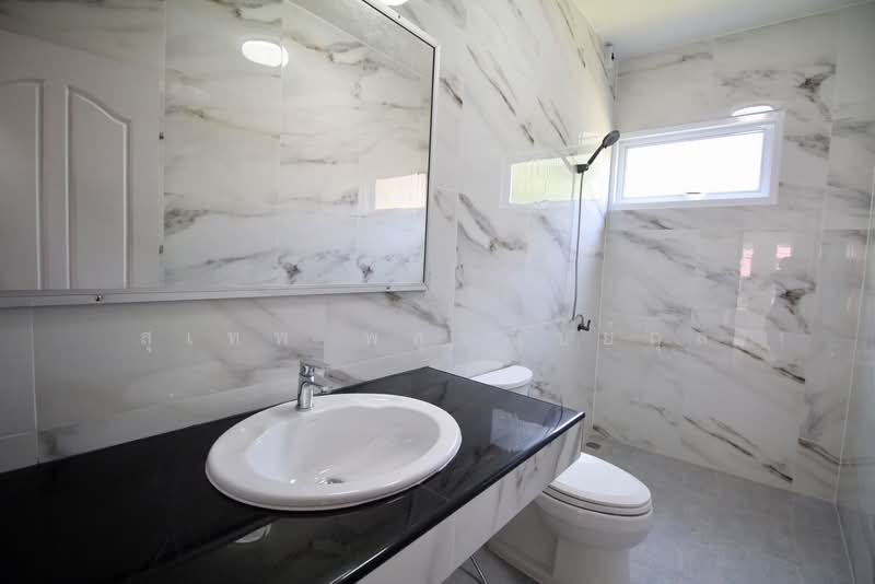 ขายบ้านเดี่ยว 2 ชั้น 64 ตร.วา 4 ห้องนอน รีโนเวทใหม่ทั้งหลัง โครงการไพน์เนอรี่พาร์คบีช ติดหาดสวนสน, ระยอง, แกลง, เมืองระยอง, ระยอง, 316 ตร.ม., บ้านเดี่ยว ขาย, โดย สุเทพ พสุวณิชย์กุล, 500224716 - DDproperty.com