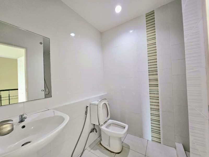 Urban Tara Wongwan – Suksawat 70, Bangkok, Soi Chimkul, Thung Khru, Thung Khru, Bangkok, 3 Bedrooms, 170 sqm, Townhouse For Sale, by พิจักษณ์ ตั้งพานิชยานนท์, 500224752 - DDproperty.com