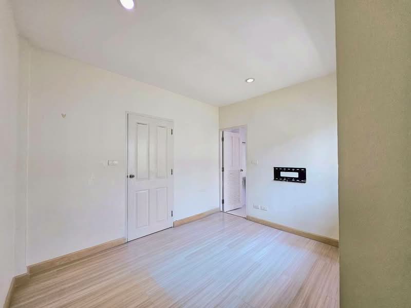 Urban Tara Wongwan – Suksawat 70, Bangkok, Soi Chimkul, Thung Khru, Thung Khru, Bangkok, 3 Bedrooms, 170 sqm, Townhouse For Sale, by พิจักษณ์ ตั้งพานิชยานนท์, 500224752 - DDproperty.com