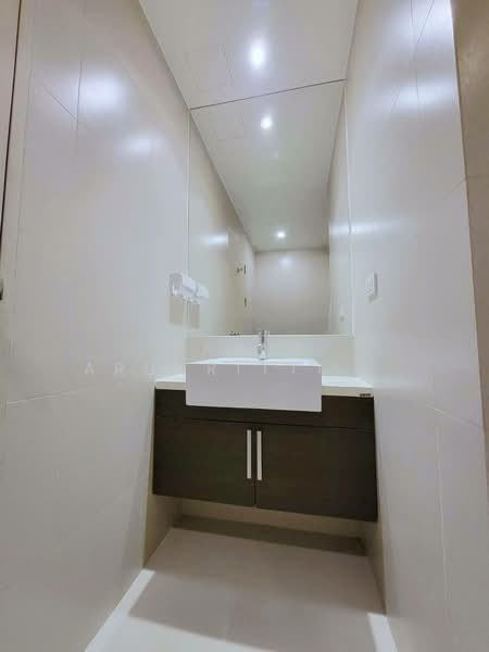 Noble Solo, Bangkok, 988 Thong Lo, Khlong Tan Nua, Watthana, Bangkok, Studio, 32 sqm, Condo For Rent, by Sarut Arunrittichok, 500224760 - DDproperty.com