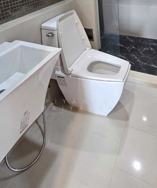 Rhythm Phahol-Ari, Bangkok, 1377 Phaholyothin Road, Samsen Nai, Phaya Thai, Bangkok, 2 Bedrooms, 65 sqm, Condo For Rent, by Piyawan Maiyapan, 500224795 - DDproperty.com