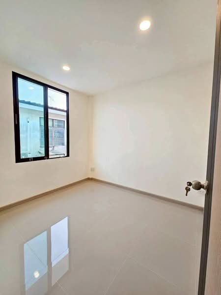 Yoocharoen Vibhavadi-rangsit 37, Bangkok, Don Mueang, Don Mueang, Bangkok, 2 Bedrooms, 70 sqm, Townhouse For Sale, by สรภพ ยอดไชย (สีฝุ่น), 500224812 - DDproperty.com