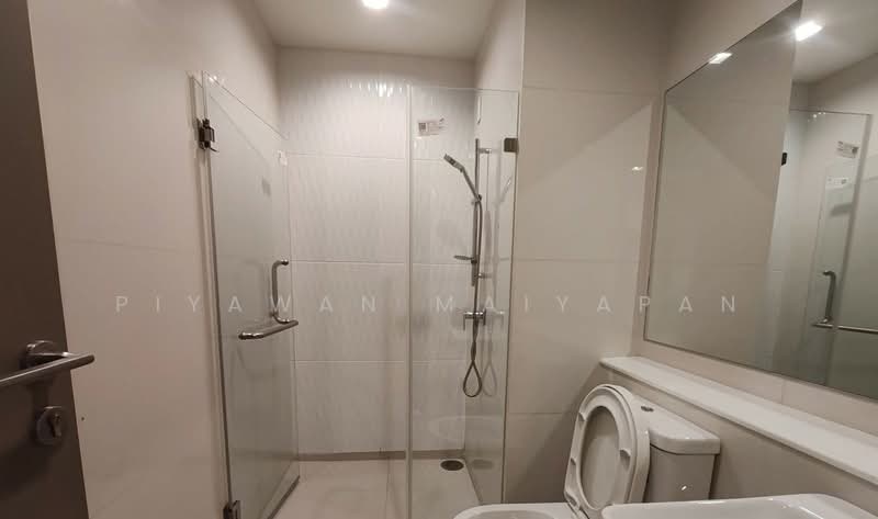 Life Asoke Hype, Bangkok, 339 Chaturathit Rd, Makkasan, Ratchathewi, Bangkok, 2 Bedrooms, 65 sqm, Condo For Rent, by Piyawan Maiyapan, 500224827 - DDproperty.com