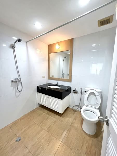 Acadamia Grand Tower : อคาเดเมีย แกรนด์ ทาวเวอร์, กรุงเทพ, ซอย สุขุมวิท 43, คลองตันเหนือ, วัฒนา, กรุงเทพ, 165 ตร.ม., คอนโด ให้เช่า, โดย Piyawan Maiyapan, 500224845 - DDproperty.com