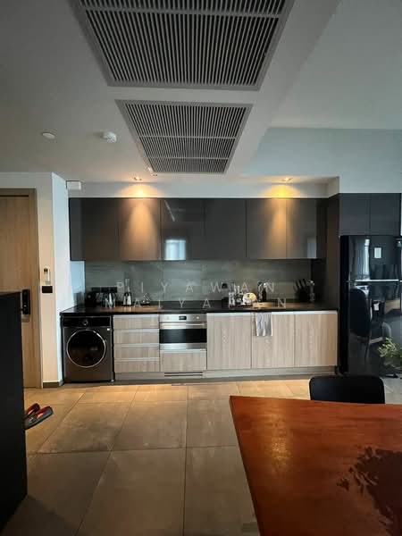 The Lofts Asoke, Bangkok, Sukhumvit 21 Road, Khlongtoei Nua, Watthana, Bangkok, 2 Bedrooms, 87 sqm, Condo For Rent, by Piyawan Maiyapan, 500224875 - DDproperty.com