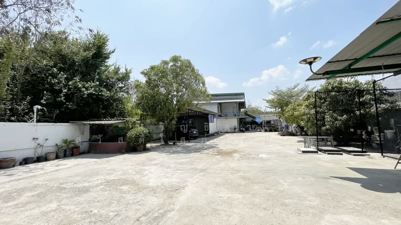 Ban Bueng - Klaeng Highway, entrance to the soi (lane), Burapha Mountain Project sign, Nong Ri Subdi, Chon Buri (Pattaya), Ban Bung, Ban Bung, Chon Buri (Pattaya), , 940 sqm, Warehouse/Factory For Sale, by Parinthida Sawuddisopakaykul, 500224890 - DDproperty.com
